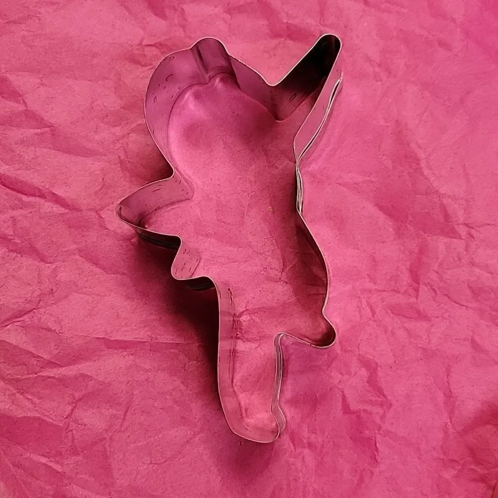 18 piece metal‎ Valentines Day/wedding cookie cutters plus heart spatula